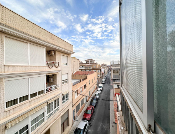 Piso en venta en calle Colom