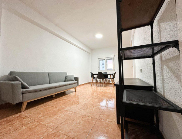 Piso en venta en calle Colom