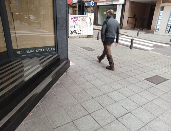 Alquiler de Local en calle Marqués de Casa Valdés