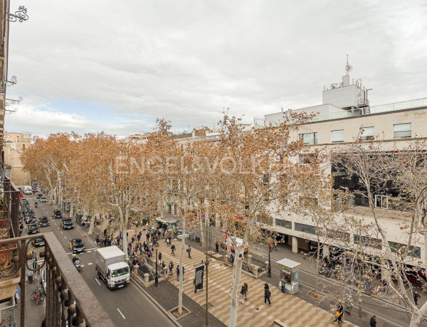 Piso en venta en El Raval