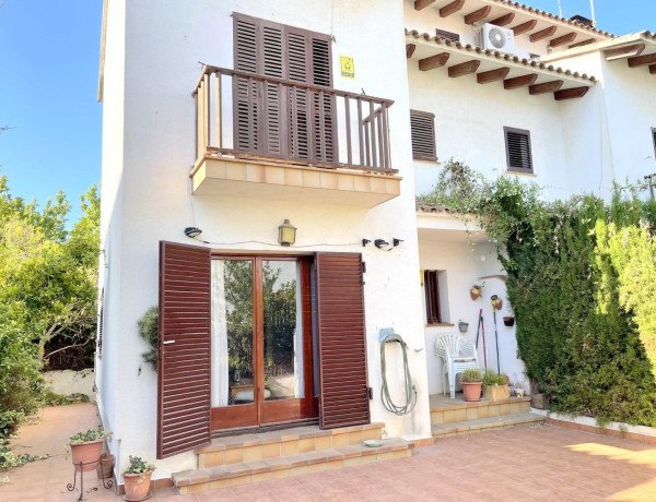 Chalet adosado en venta en calle Pescador, 15