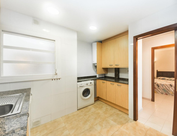 Piso en venta en calle d'Àngel Guimerà, 1