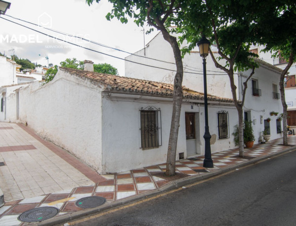 Casa o chalet independiente en venta en avenida Juan Luis Peralta, 13