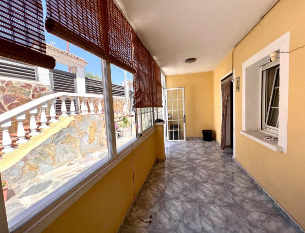 Casa o chalet independiente en venta en calle Violeta, 35