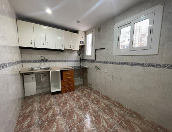 Piso en venta en Creu de Barberà