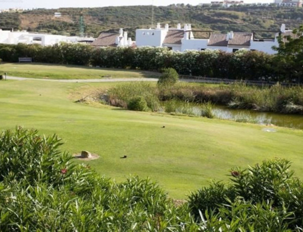 Piso en venta en Urbanización Casares Golf Garden s/n