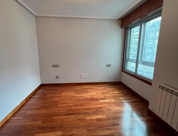 Piso en venta en calle Faro Finisterre