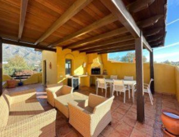 Chalet adosado en venta en Nagüeles