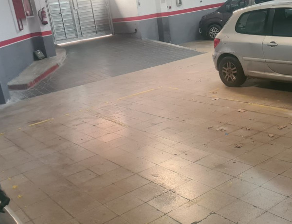 Garaje en venta en calle de Concepción Arenal, 109