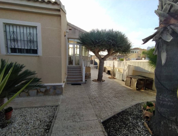 Casa o chalet independiente en venta en Pinar de Campoverde