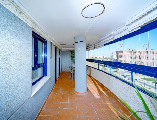 Piso en venta en calle de Rafael Lapesa Melgar Gramatic i Lingüista