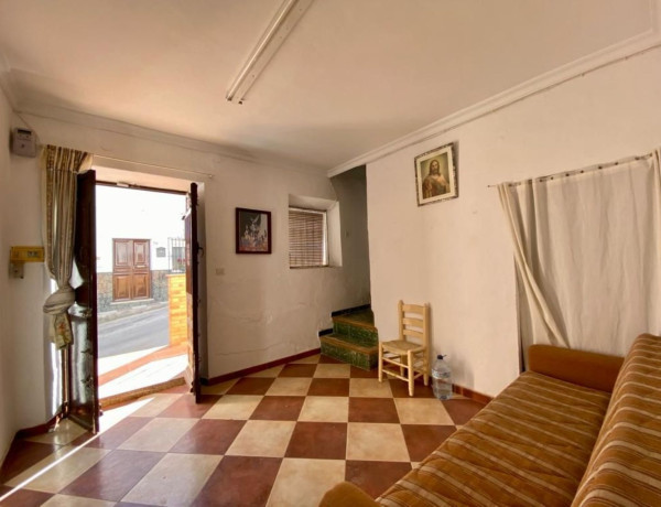 Chalet adosado en venta en Alora