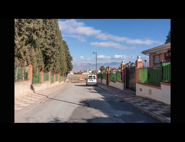 Terreno en venta en calle Geraneo