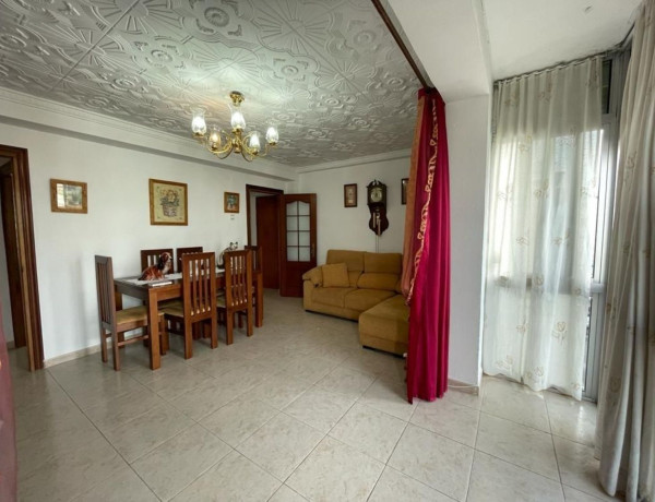 Piso en venta en El Juncal - Vallealto