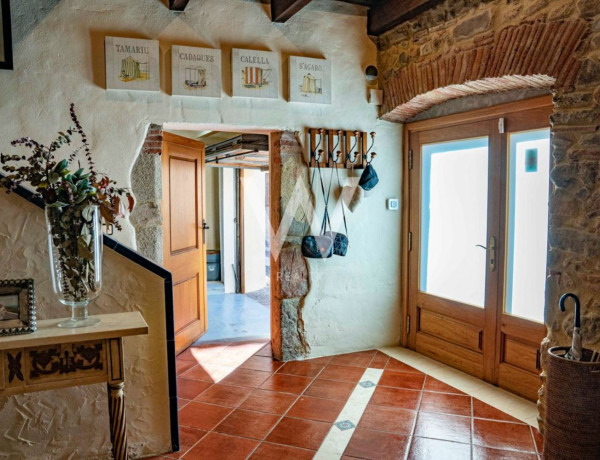 Casa de pueblo en venta en calle de Sant Joan o de l'Educació, 13