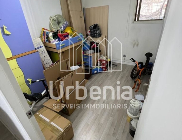 Piso en venta en La Mina