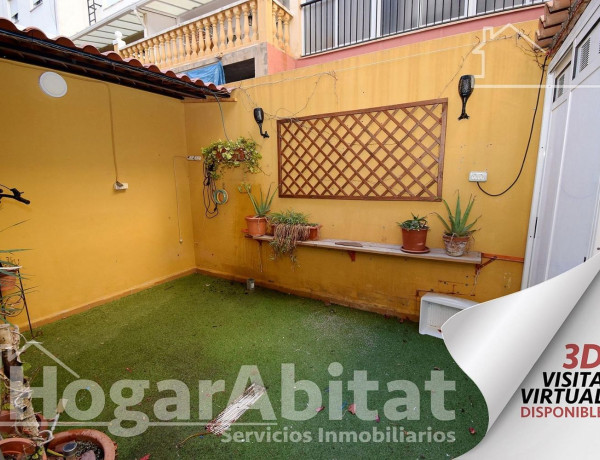 Chalet adosado en venta en Onda