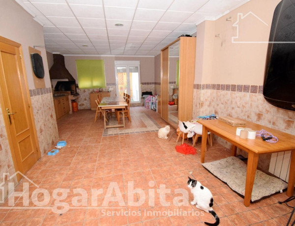 Chalet adosado en venta en Onda