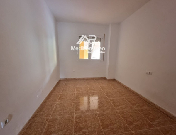 Piso en venta en calle Celia Viñas