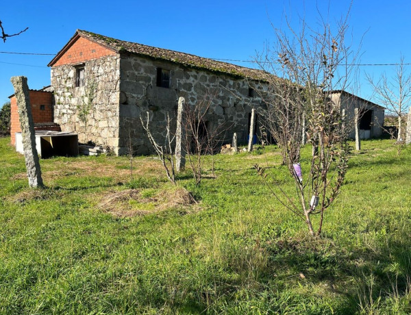 Casa de pueblo en venta en Arcos da condesa, 16