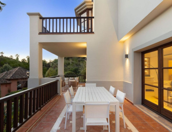 Chalet adosado en venta en Lomas del Virrey