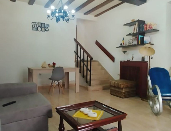 Chalet adosado en venta en calle de la vega