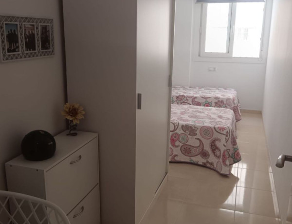 Piso en venta en Aguadulce sur