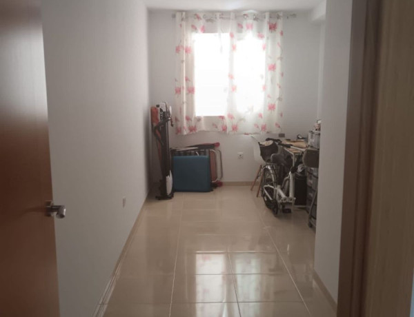 Piso en venta en Aguadulce sur