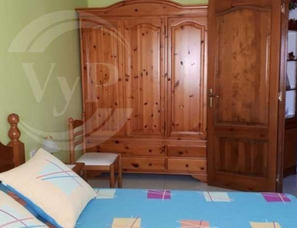 Chalet adosado en venta en Nucli Antic