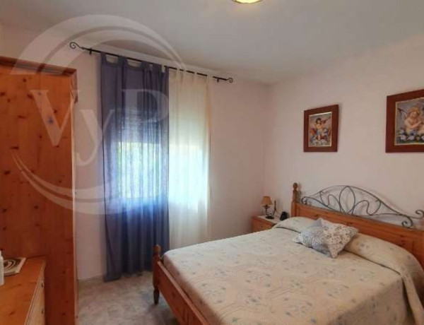 Chalet adosado en venta en Creixell