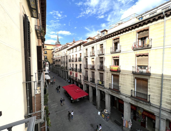 Alquiler de Piso en calle de Toledo, 14