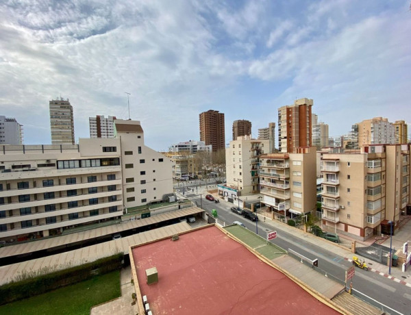 Piso en venta en calle Gerona, 6