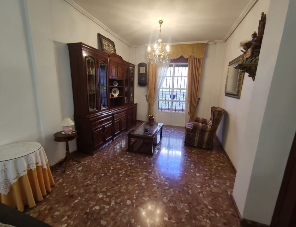 Casa o chalet independiente en venta en calle Escritor Mercado Solís, 1