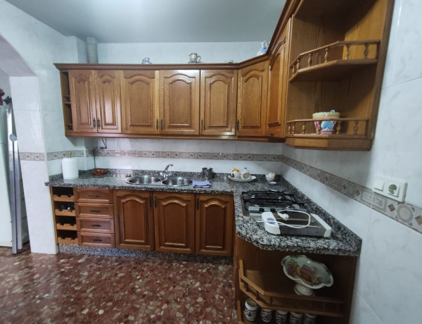 Casa o chalet independiente en venta en calle Escritor Mercado Solís, 1