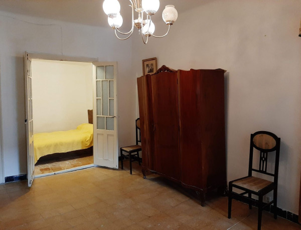 Casa de pueblo en venta en calle Pablo Santolaria, 25