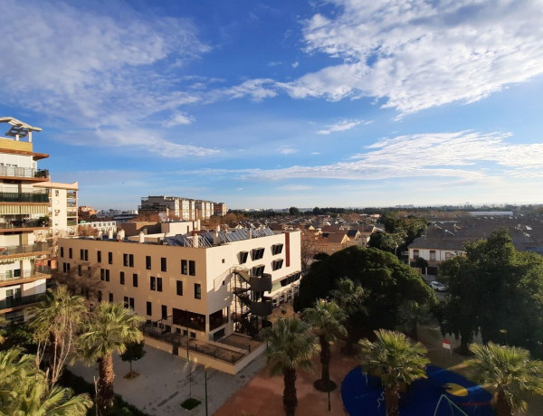 Piso en venta en avenida de las Ciencias