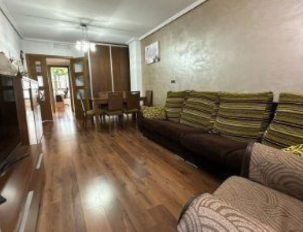 Piso en venta en Urb. Wssell de Guimbarda, Alameda