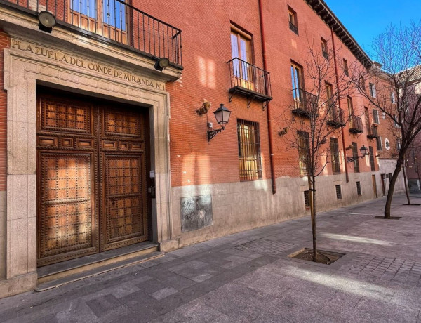 Alquiler de Piso en plaza del Conde de Miranda, 1