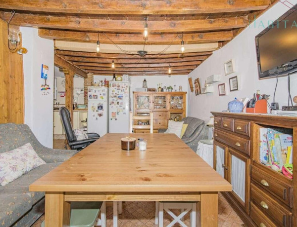 Chalet adosado en venta en calle Cocheras de Santa Paula s/n