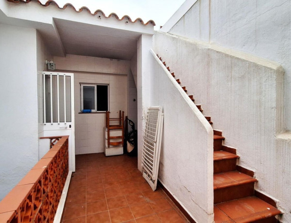 Chalet adosado en venta en Centro