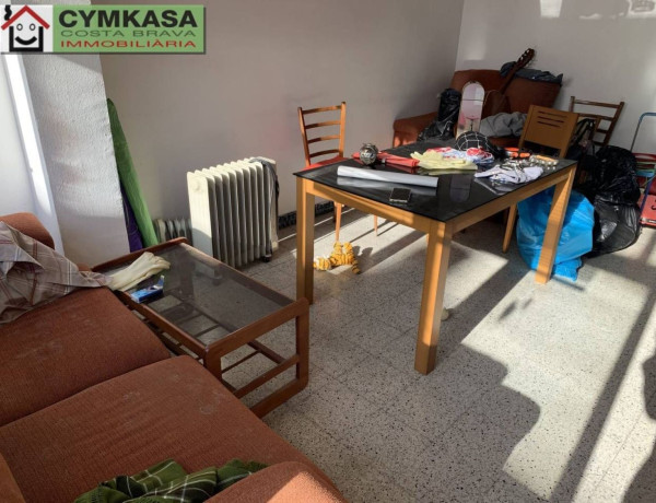 Piso en venta en Casc Antic