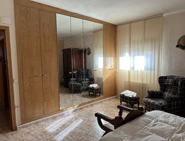 Casa o chalet independiente en venta en calle León