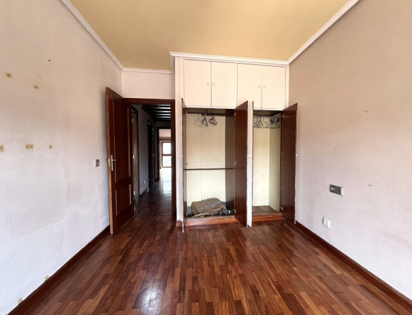 Piso en venta en calle Erdiko, 7