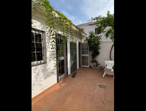 Chalet adosado en venta en calle pueblo lopez