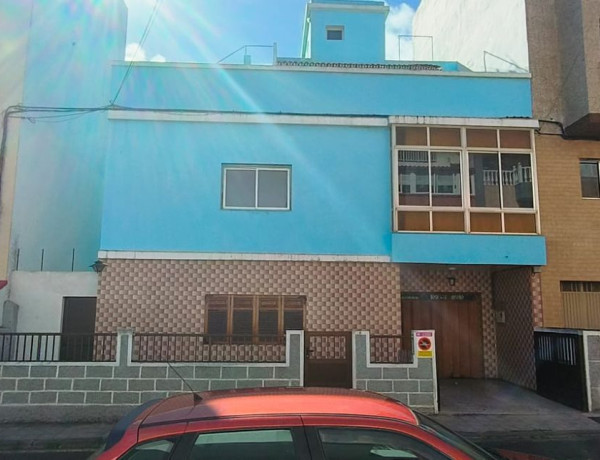 Chalet adosado en venta en calle el Sauzal, 10