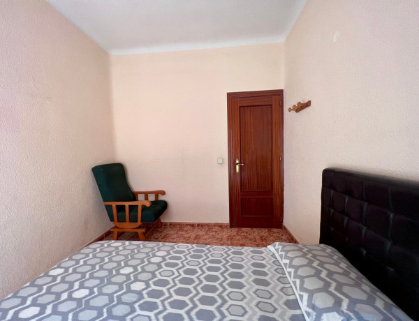 Piso en venta en Adelfas