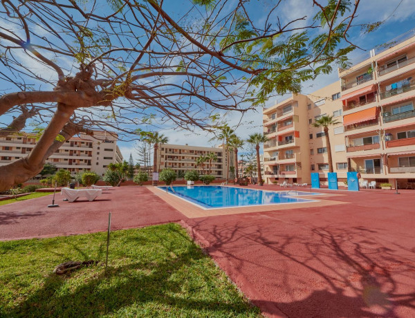 Piso en venta en calle del Valle Menéndez, 1