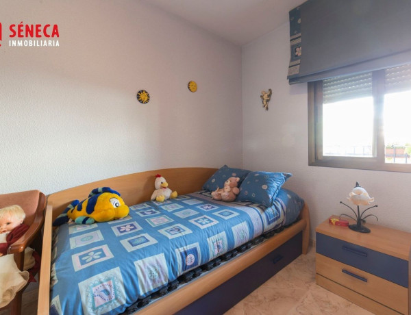 Piso en venta en Valdeolleros - Zumbacón - Camping