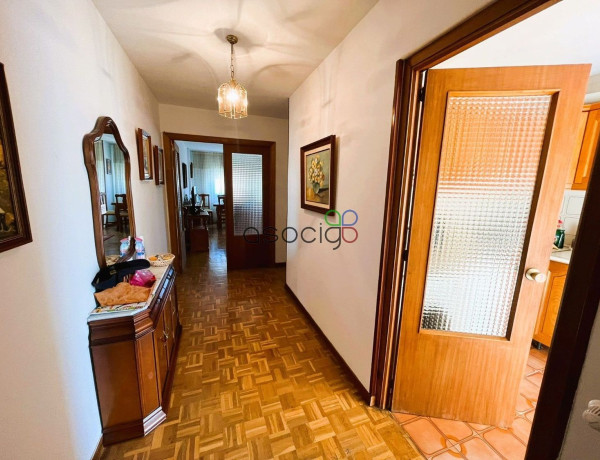 Piso en venta en calle Doctor Layna Serrano