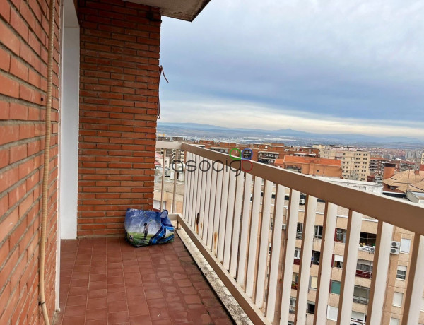 Piso en venta en calle Doctor Layna Serrano